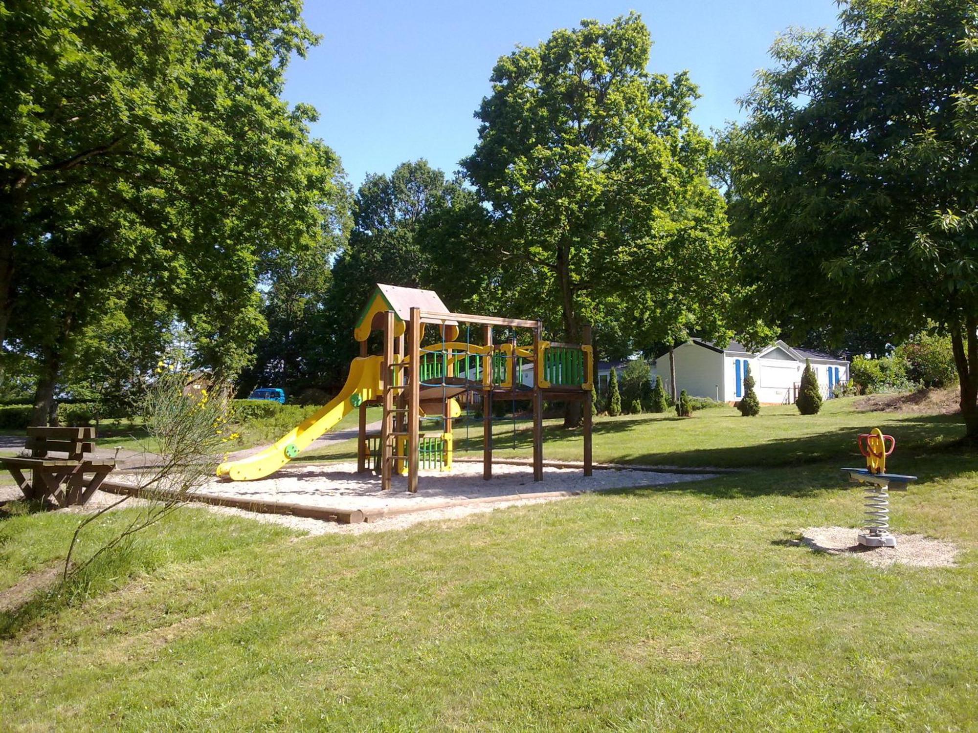 Camping Le Balcon De La Baie Saint-Marcan المظهر الخارجي الصورة