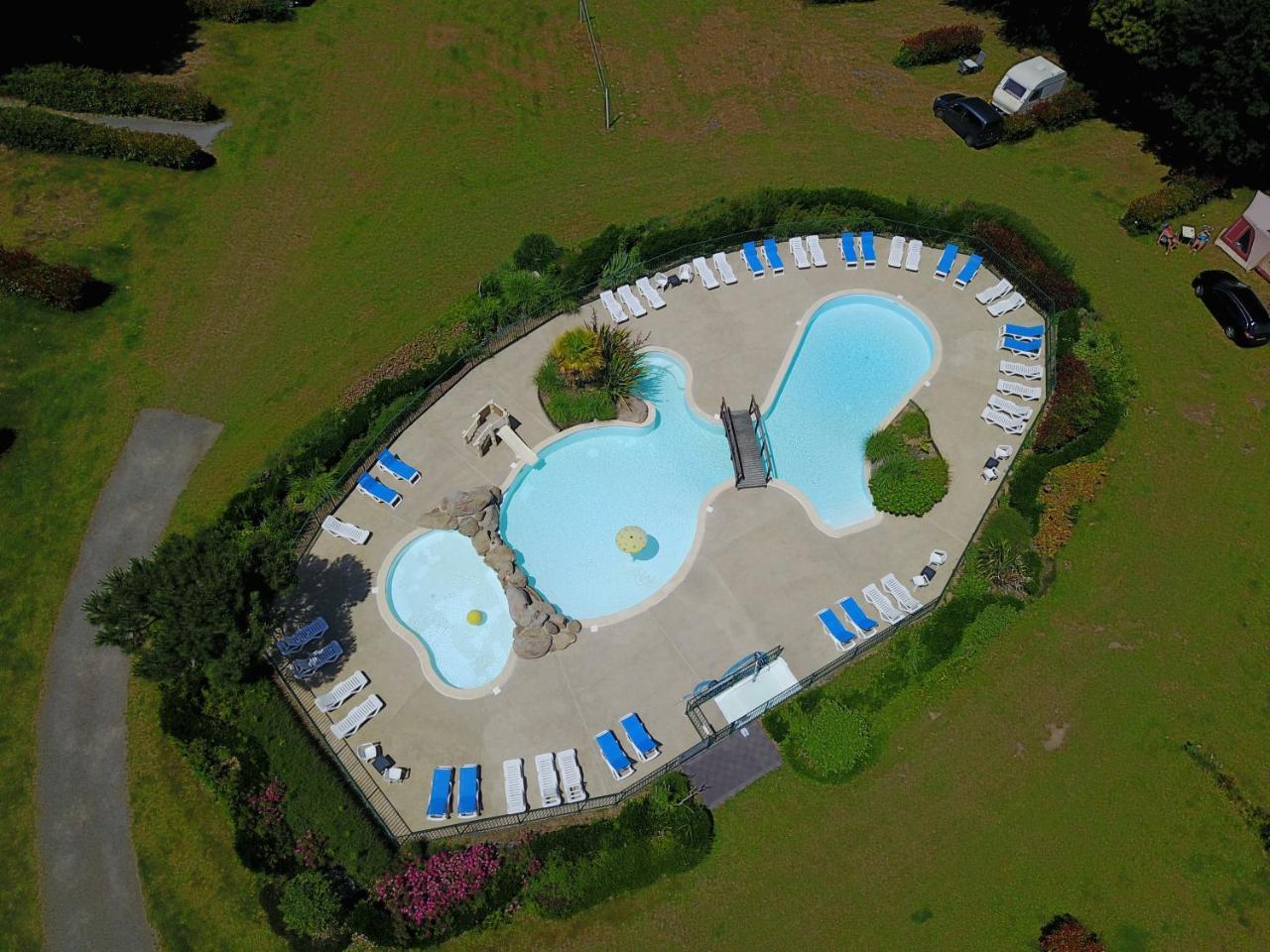 Camping Le Balcon De La Baie Saint-Marcan المظهر الخارجي الصورة